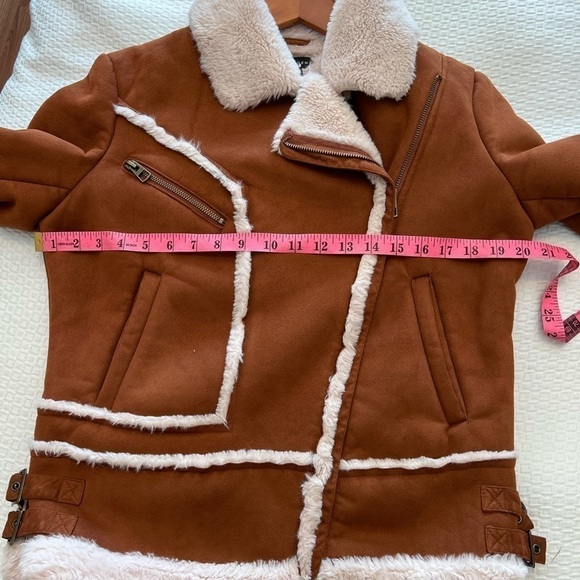 Halogen Tan Faux Shearling Moto Jacket - Picture 14 of 16